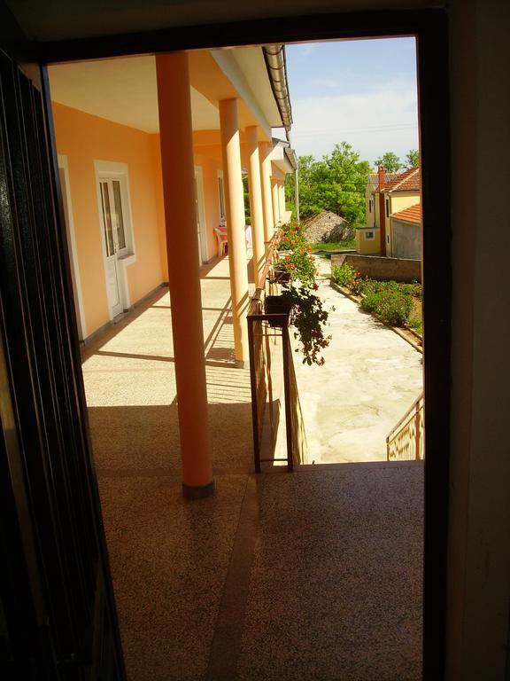 Apartments Anka Privlaka  Εξωτερικό φωτογραφία