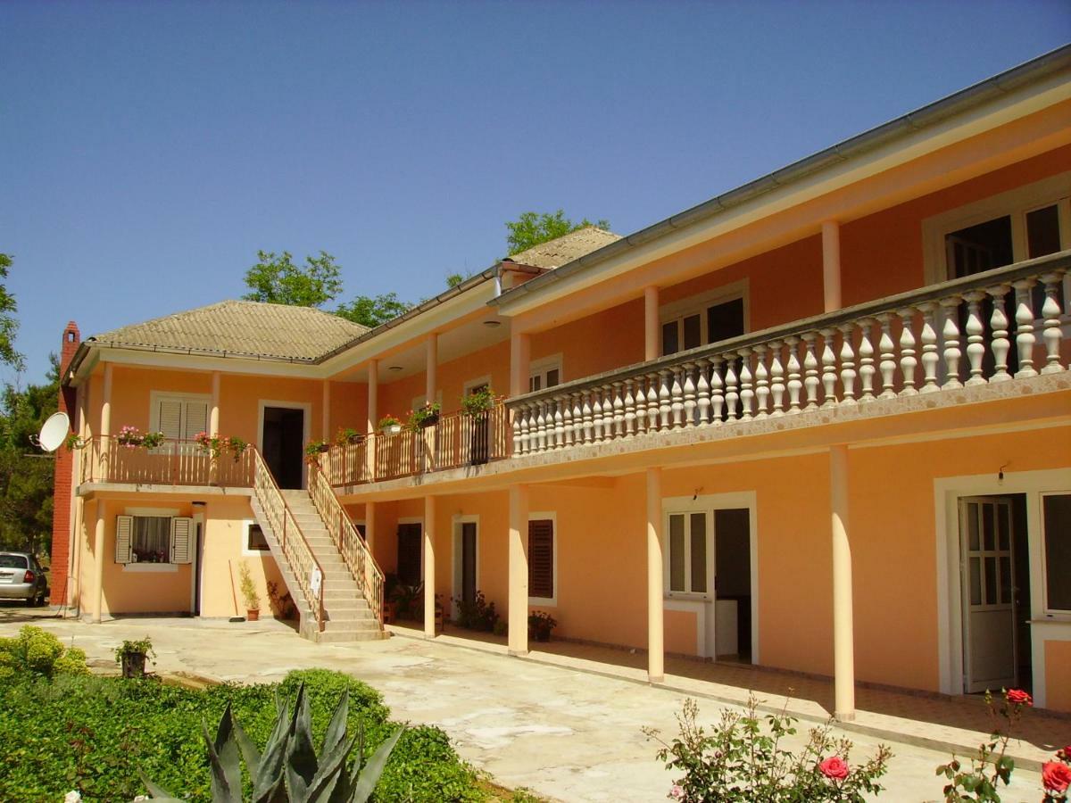 Apartments Anka Privlaka  Εξωτερικό φωτογραφία